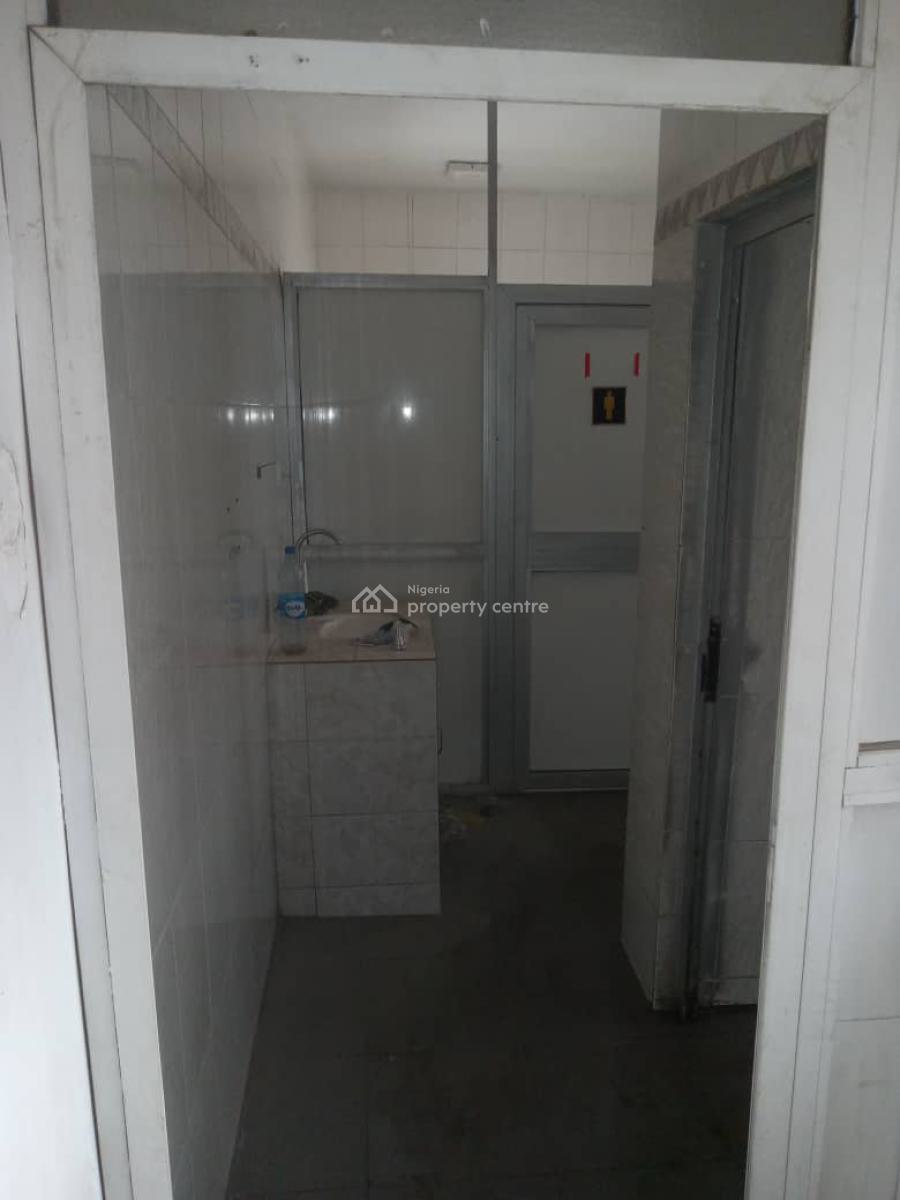 Partitionable Office and Showroom Space., Allen Avenue, Allen, Ikeja, Lagos, Office Space for Rent