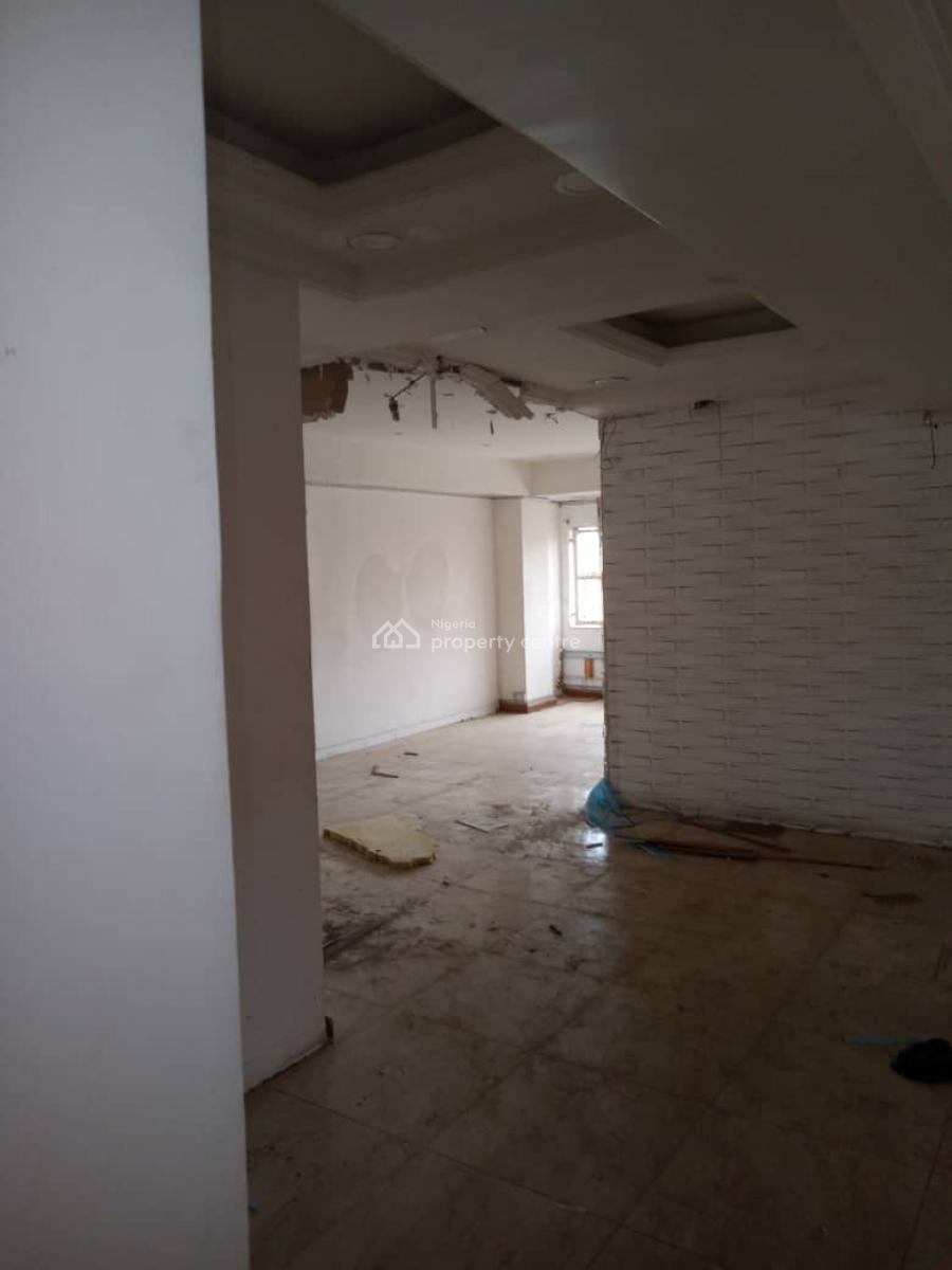 Partitionable Office and Showroom Space., Allen Avenue, Allen, Ikeja, Lagos, Office Space for Rent
