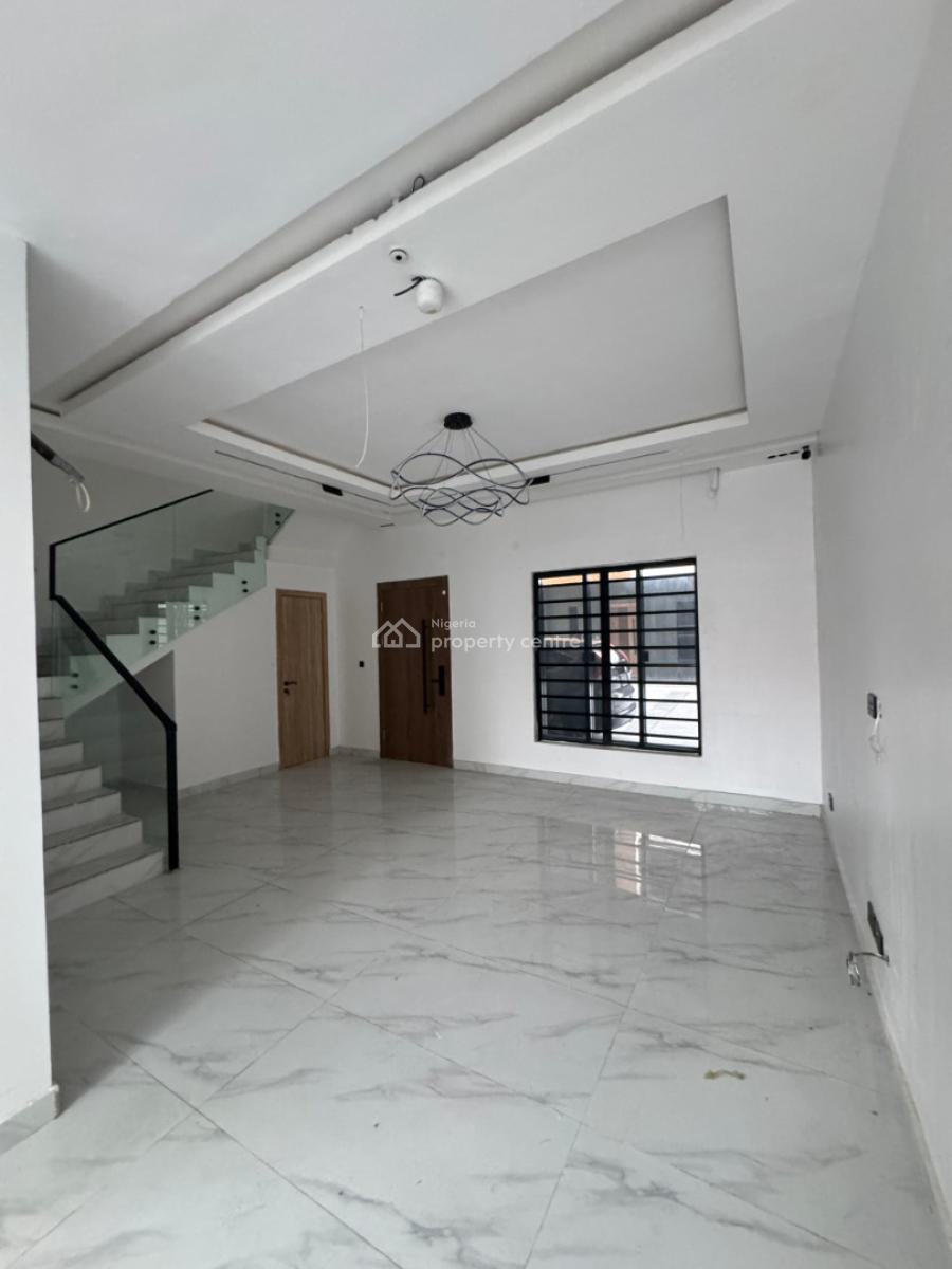 Newly Built Service 4-bedroom Terrace Plus Bq, Off Admiralty Way, Lekki Phase 1, Lekki, Lagos, Terraced Duplex for Rent