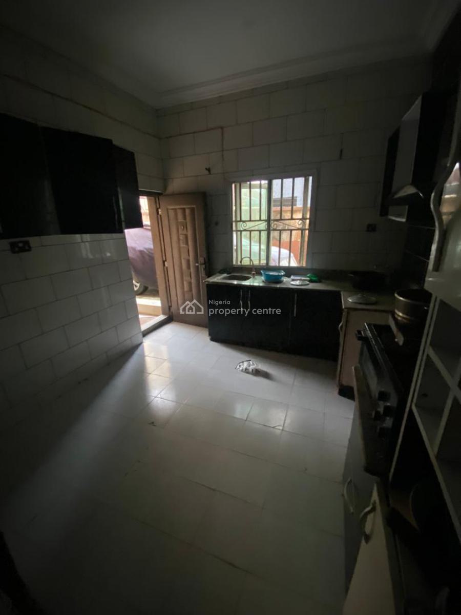 a Master Bedroom Room in a  Shared Apartment, Thomas Estate, Ajah, Lagos, Self Contain (single Rooms) for Rent