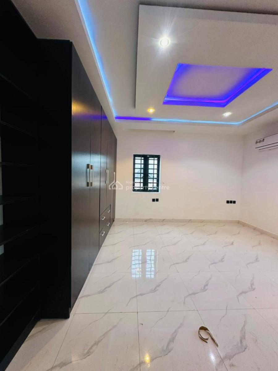 3 Bedroom Apartment at Maryland,lagos, Maryland, Lagos, Flat / Apartment for Sale