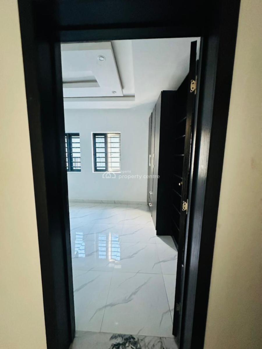 3 Bedroom Apartment at Maryland,lagos, Maryland, Lagos, Flat / Apartment for Sale