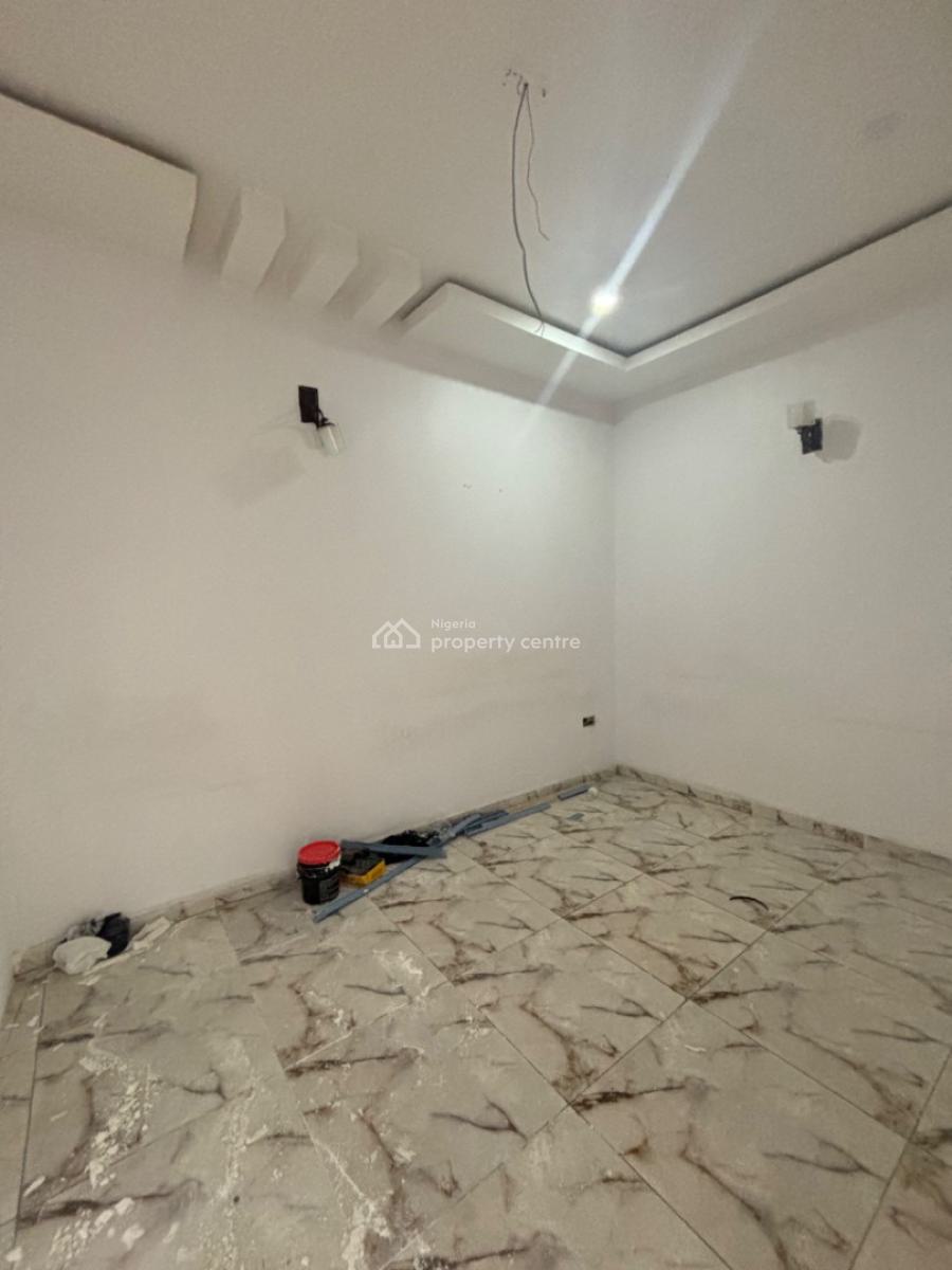 1 Bedroom Shared Apartment, Orchid Road, Lekki, Lagos, Flat / Apartment for Rent