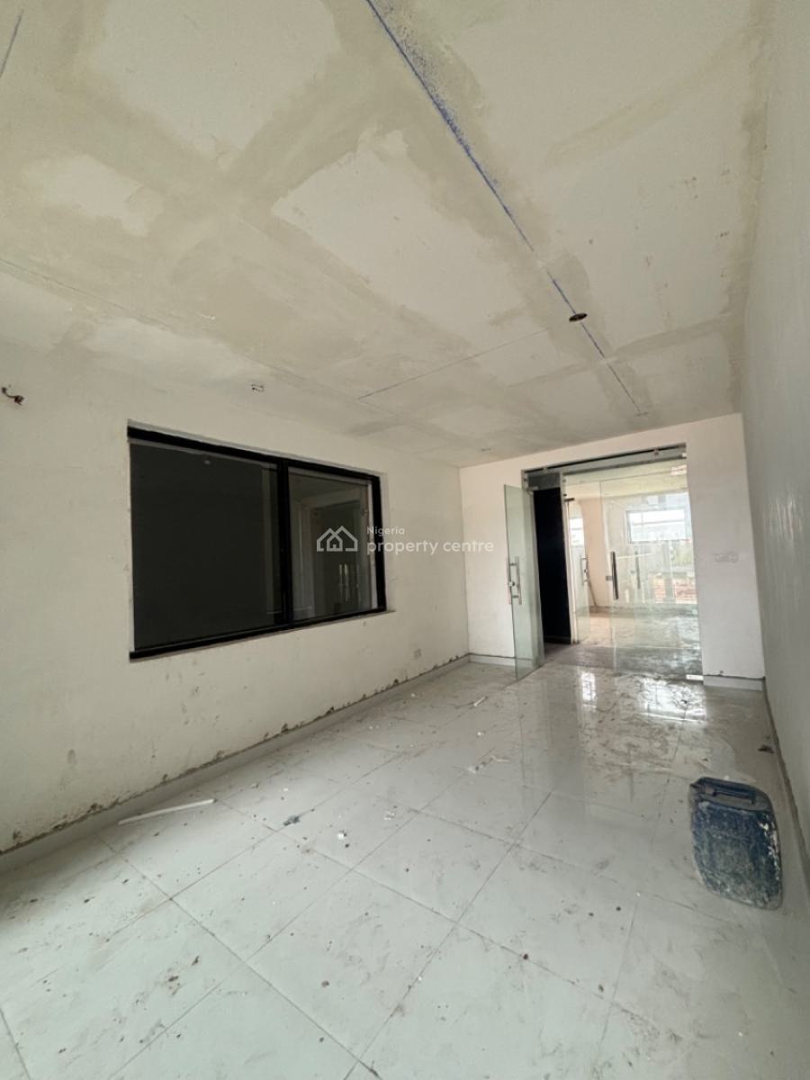 Shop Spaces Available, Orchid Road, Lekki, Lagos, Plaza / Complex / Mall for Rent