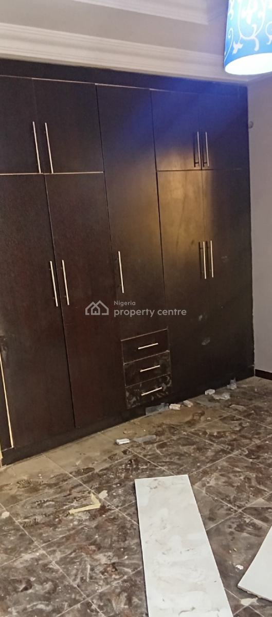 Serviced 2 Bedroom Flat with a Guest Toilet in a Very Secure Location, Wuye, Abuja, Flat / Apartment for Rent