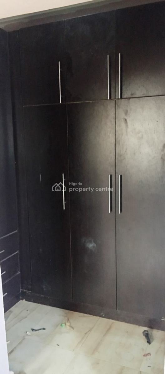 Serviced 2 Bedroom Flat with a Guest Toilet in a Very Secure Location, Wuye, Abuja, Flat / Apartment for Rent