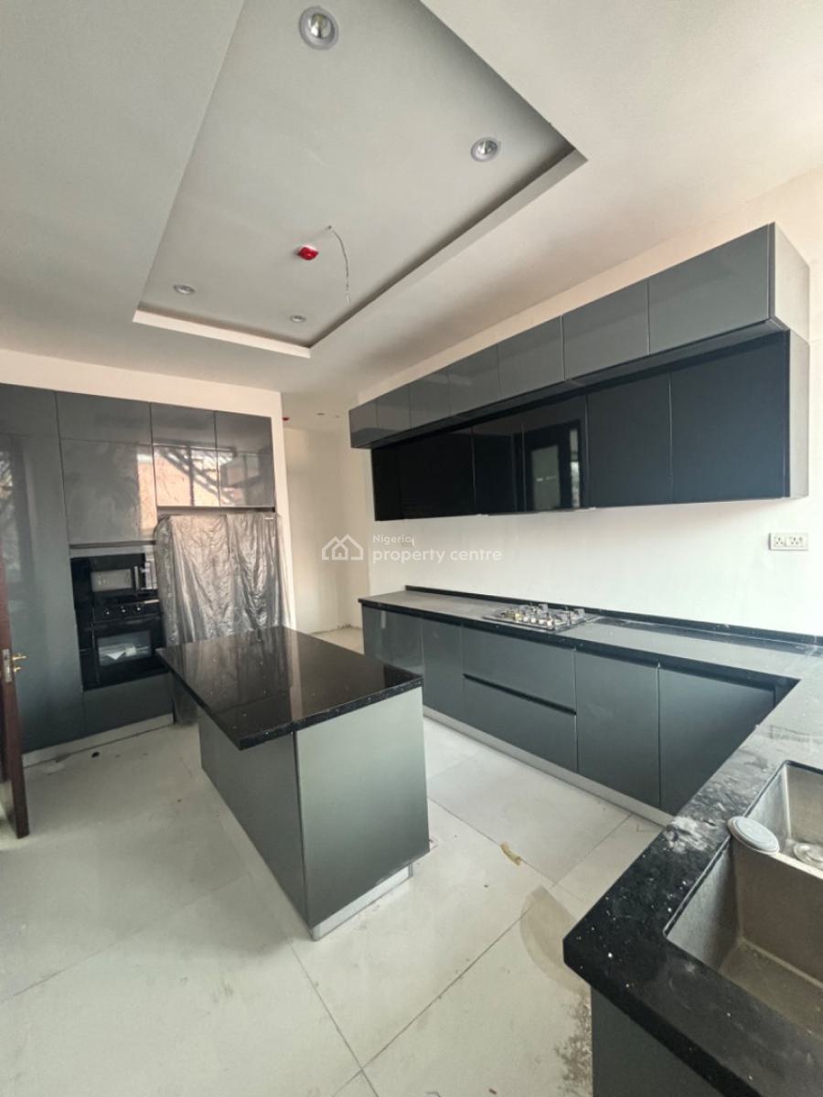 Luxury 3 Bedroom Apartment with a Bq, Pool and Gym, Lekki Phase 1, Lekki, Lagos, Flat / Apartment for Rent