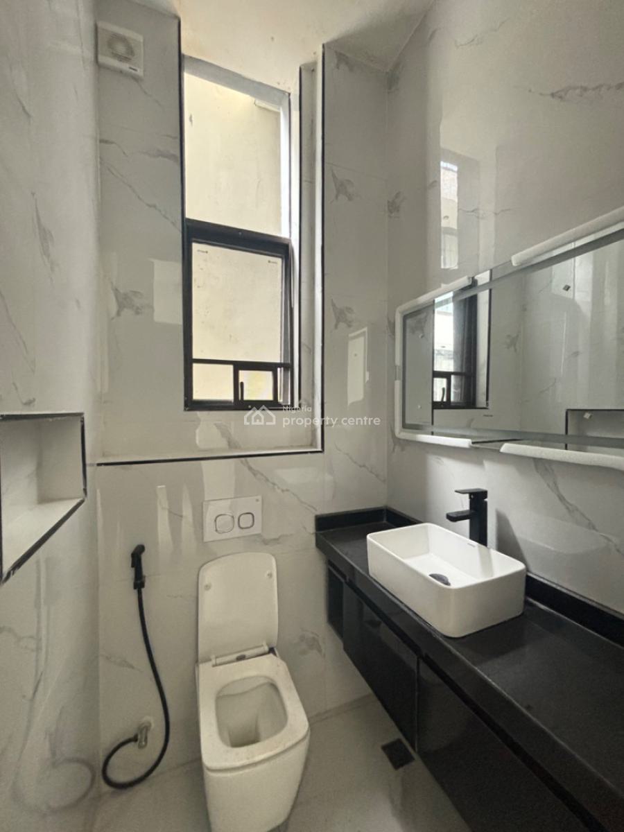 Luxury 3 Bedroom Apartment with a Bq, Pool and Gym, Lekki Phase 1, Lekki, Lagos, Flat / Apartment for Rent