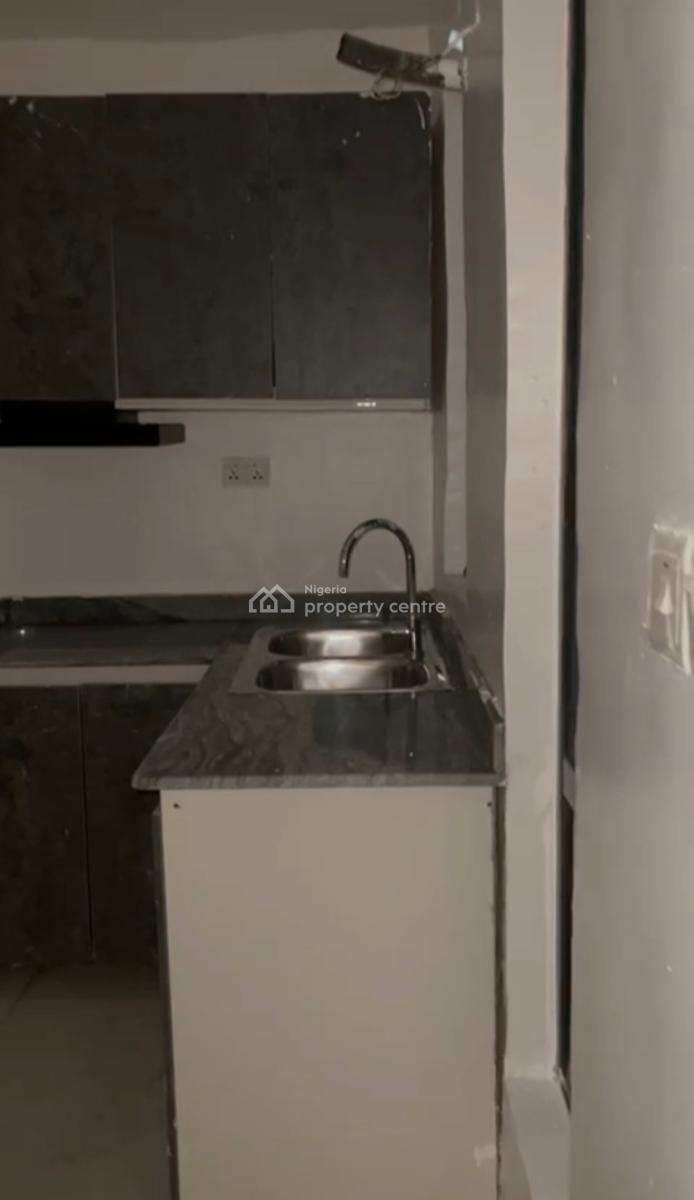 Downstairs Miniflat Available, Chisco, Ikate, Lekki, Lagos, Mini Flat (room and Parlour) for Rent