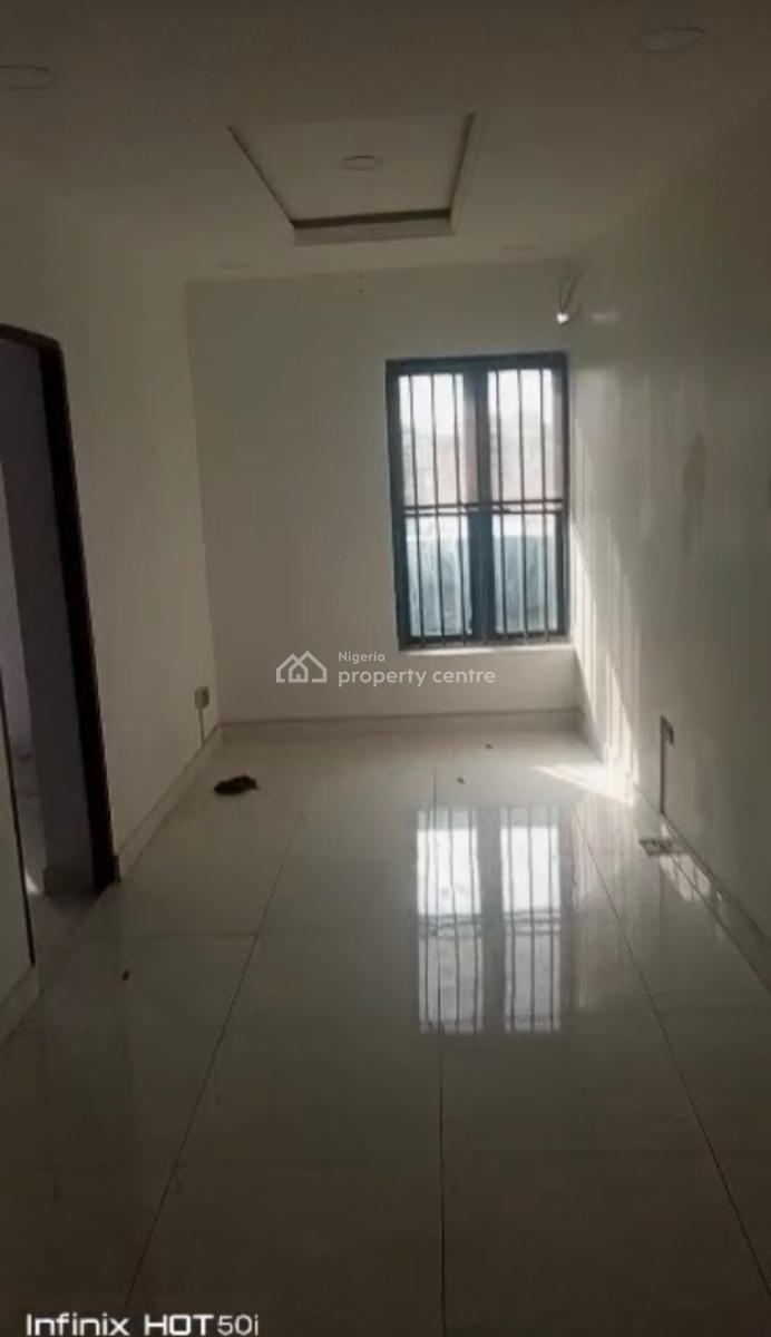 Spacious 3 Bedroom on The 3rd Floor Available, Ikate, Lekki, Lagos, Flat / Apartment for Rent