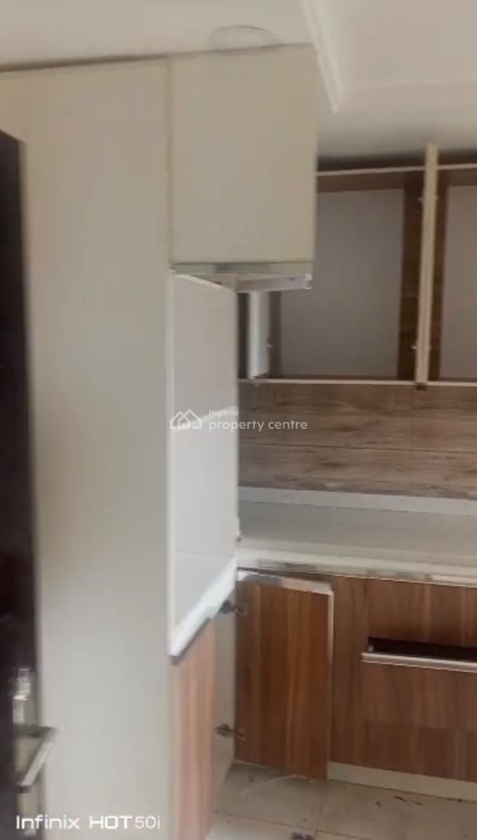 Spacious 3 Bedroom on The 3rd Floor Available, Ikate, Lekki, Lagos, Flat / Apartment for Rent