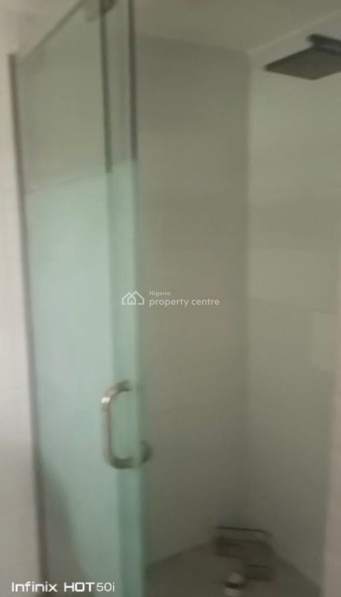 Spacious 3 Bedroom on The 3rd Floor Available, Ikate, Lekki, Lagos, Flat / Apartment for Rent