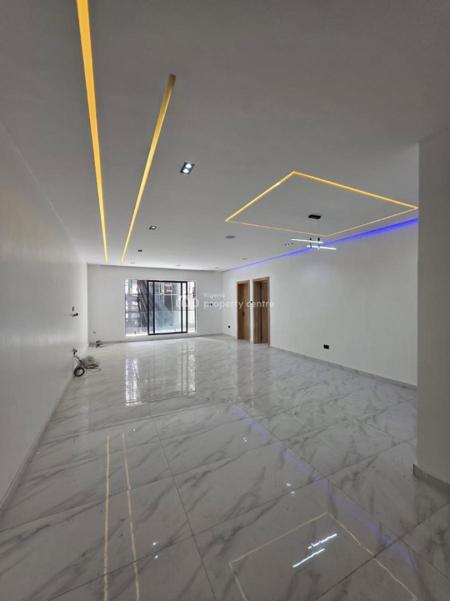 2bedroom Apartment with Bq in Lekki Phase 1, Lekki Phase 1, Lekki, Lagos, Block of Flats for Sale