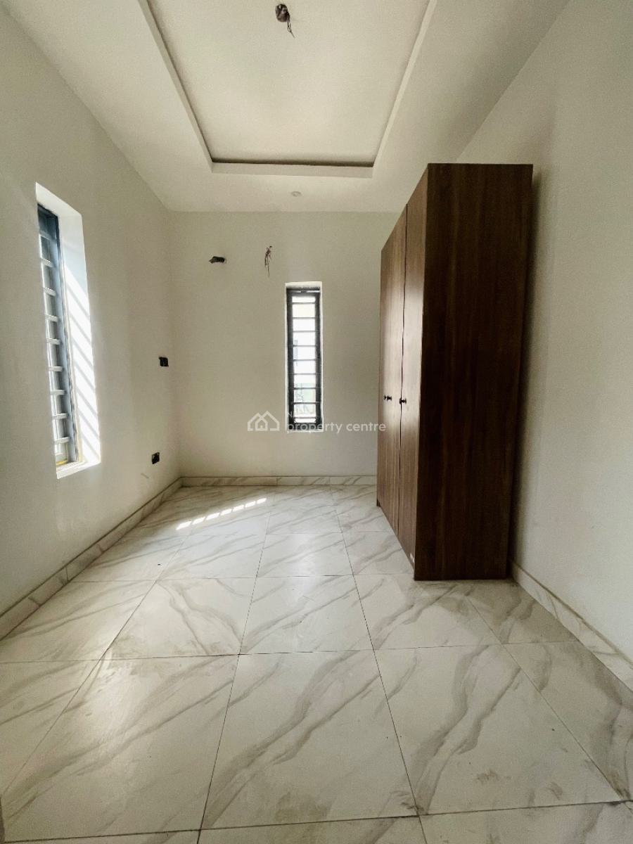 Well Spacious 4 Bedroom Fully Detached Duplex with Bq, Orchid Road Before Round About, Lekki, Lagos, Detached Duplex for Sale