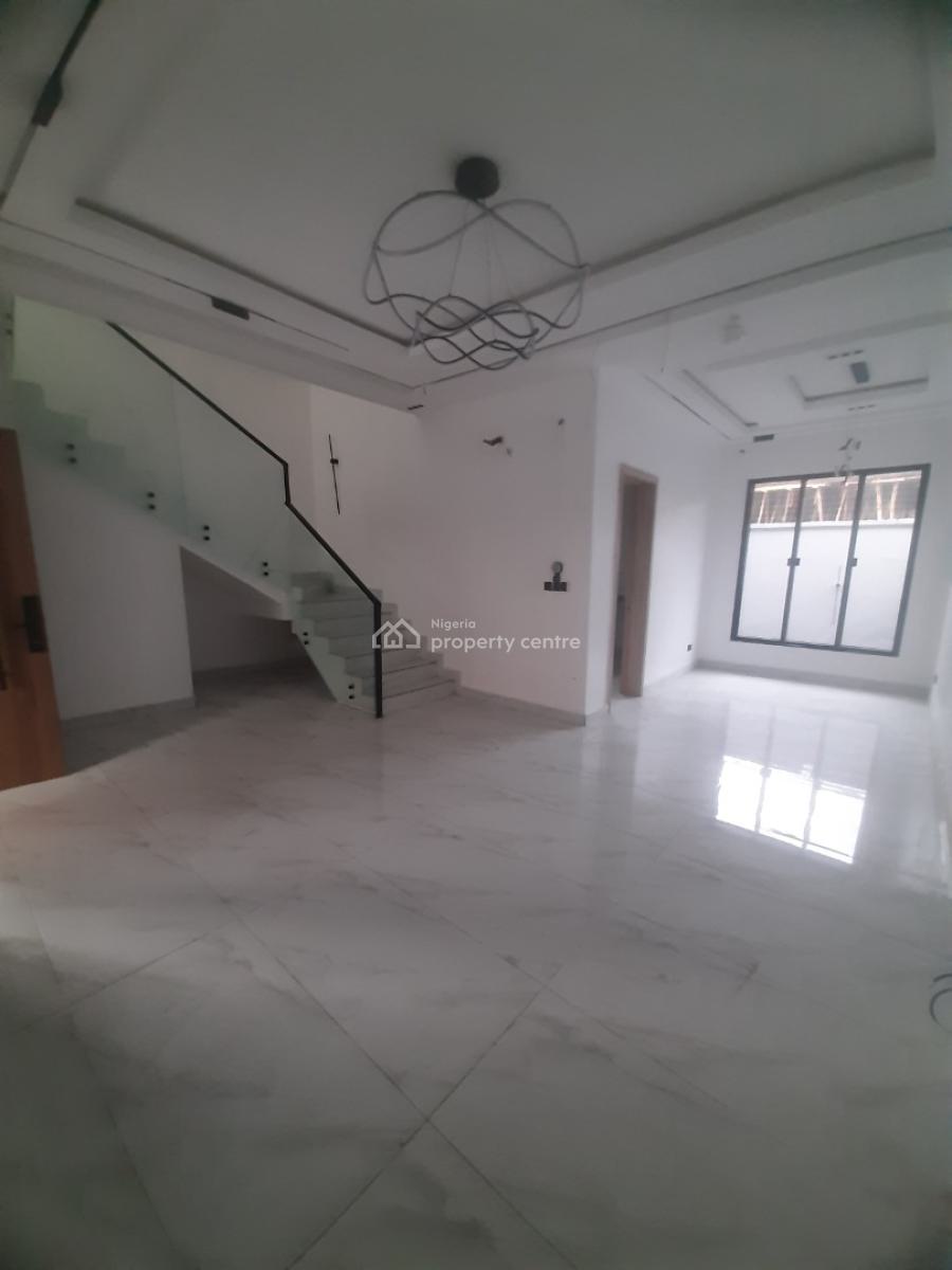 New and Serviced with 24/7 Power Supply 4 Bedroom En-suite Townhouse W, Lekki Phase 1, Lekki, Lagos, Terraced Duplex for Rent