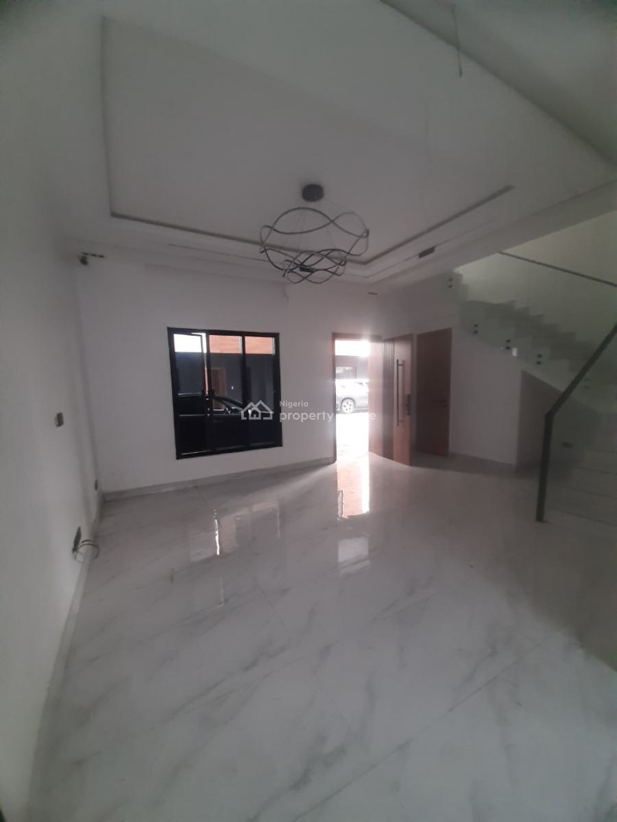 New and Serviced with 24/7 Power Supply 4 Bedroom En-suite Townhouse W, Lekki Phase 1, Lekki, Lagos, Terraced Duplex for Rent