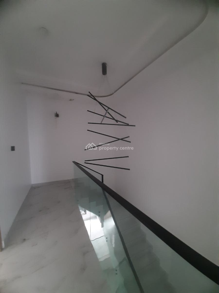 New and Serviced with 24/7 Power Supply 4 Bedroom En-suite Townhouse W, Lekki Phase 1, Lekki, Lagos, Terraced Duplex for Rent