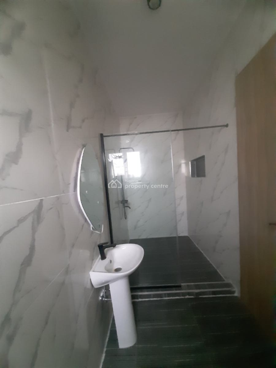 New and Serviced with 24/7 Power Supply 4 Bedroom En-suite Townhouse W, Lekki Phase 1, Lekki, Lagos, Terraced Duplex for Rent