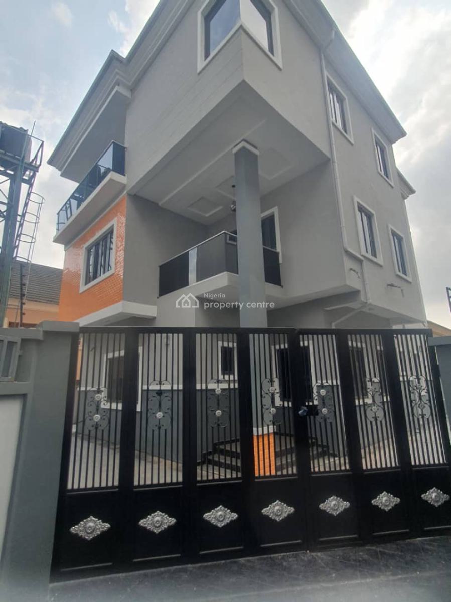 5bedroom Detached House, Magodo Phase 2 Estate, Gra Phase 2, Magodo, Lagos, Detached Duplex for Sale