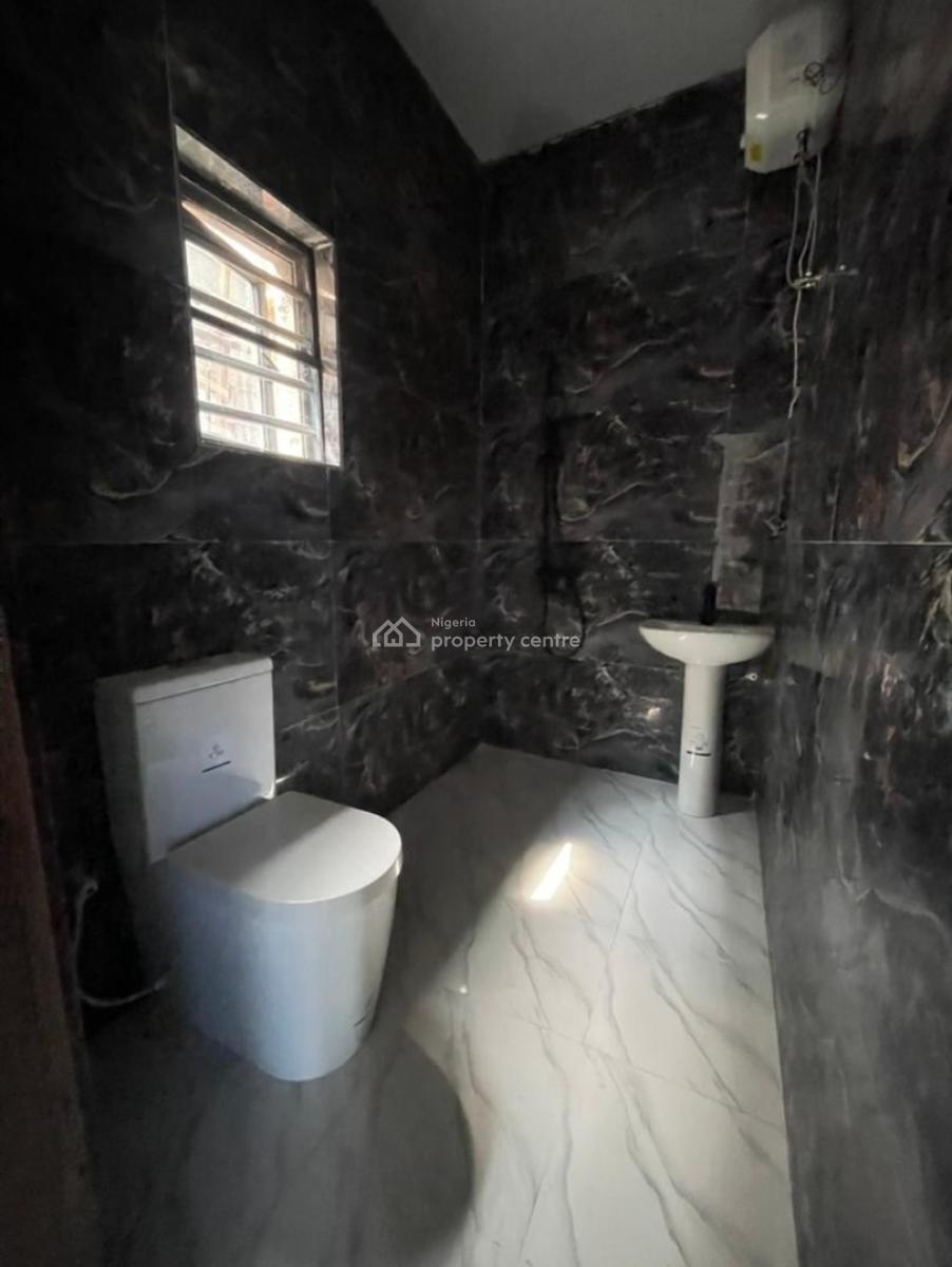 Brand New and Serviced 4 Bedroom En-suite Terraced Duplex with an Encl, Orchid Road, Chevron Drive 2nd Toll Gate Axis, Lekki Phase 2, Lekki, Lagos, Terraced Duplex for Rent