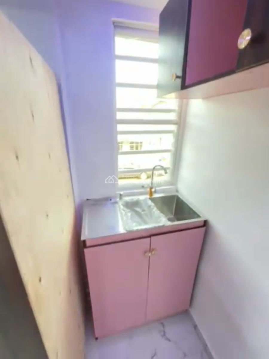 Compact Studio Self-con  (upstairs), Oregun, Oregun, Ikeja, Lagos, Self Contain (single Rooms) for Rent