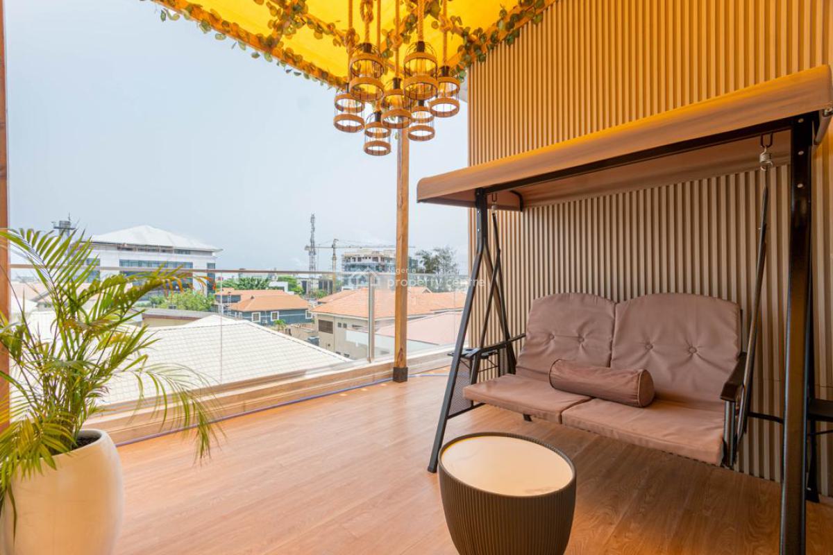 3 Bedroom Luxurious Penthouse Apartment, Off Admiralty, Lekki Phase 1, Lekki, Lagos, Flat / Apartment Short Let
