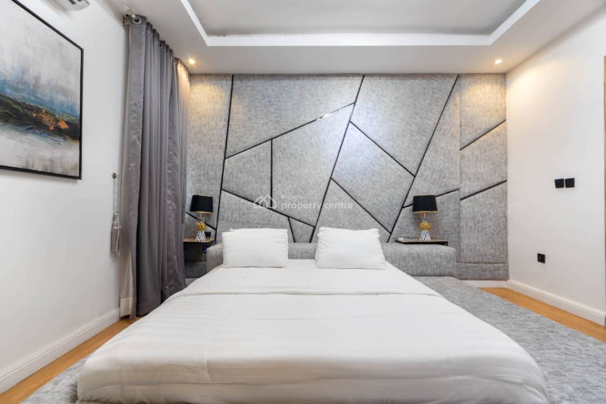 3 Bedroom Luxurious Apartment, Off Admiralty, Lekki Phase 1, Lekki, Lagos, Flat / Apartment Short Let