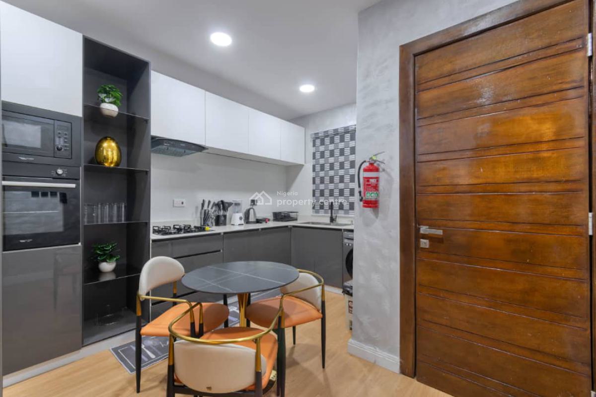 Luxury 2-bed Maisonette Apartment, Off Freedom Way, Lekki Phase 1, Lekki, Lagos, Flat / Apartment Short Let