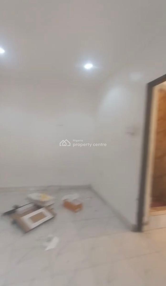 Standard Miniflat, Shomolu, Lagos, Mini Flat (room and Parlour) for Rent