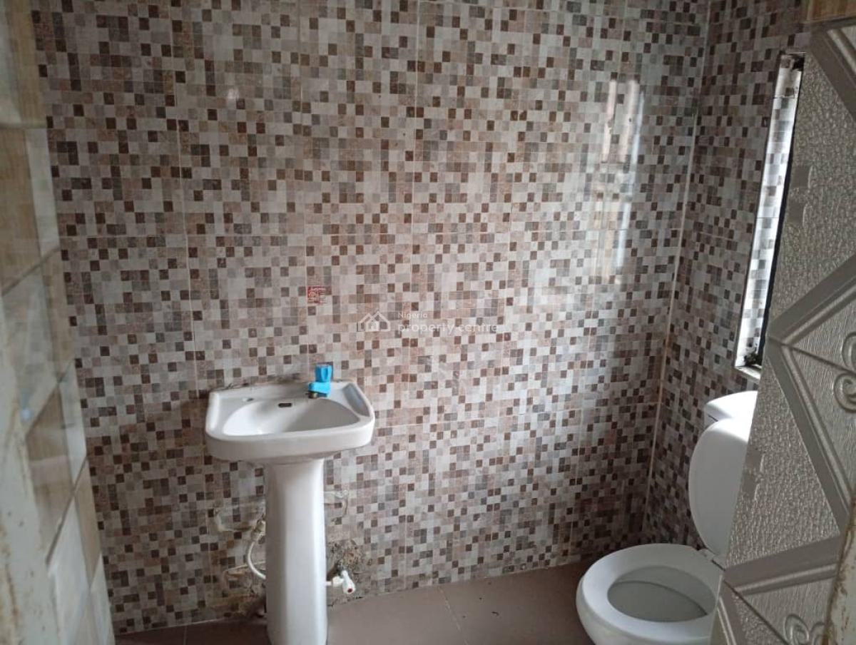 Executive 3bedroom Apartment All Rooms En-suite, Gra Phase 1, Magodo, Lagos, Flat / Apartment for Rent