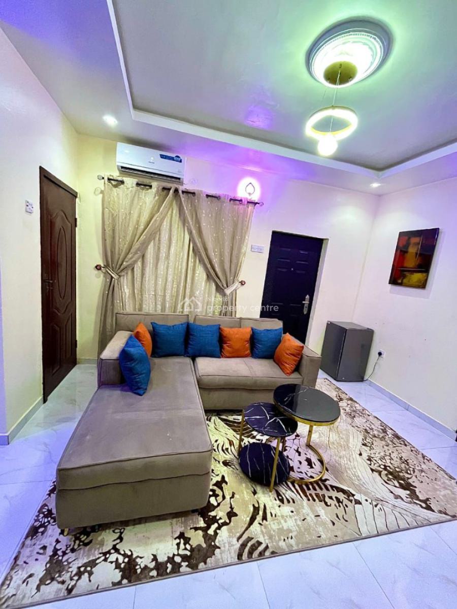 Luxuriously Furnished 2 Bedroom Apartment, Ikeja, Lagos, Flat / Apartment Short Let