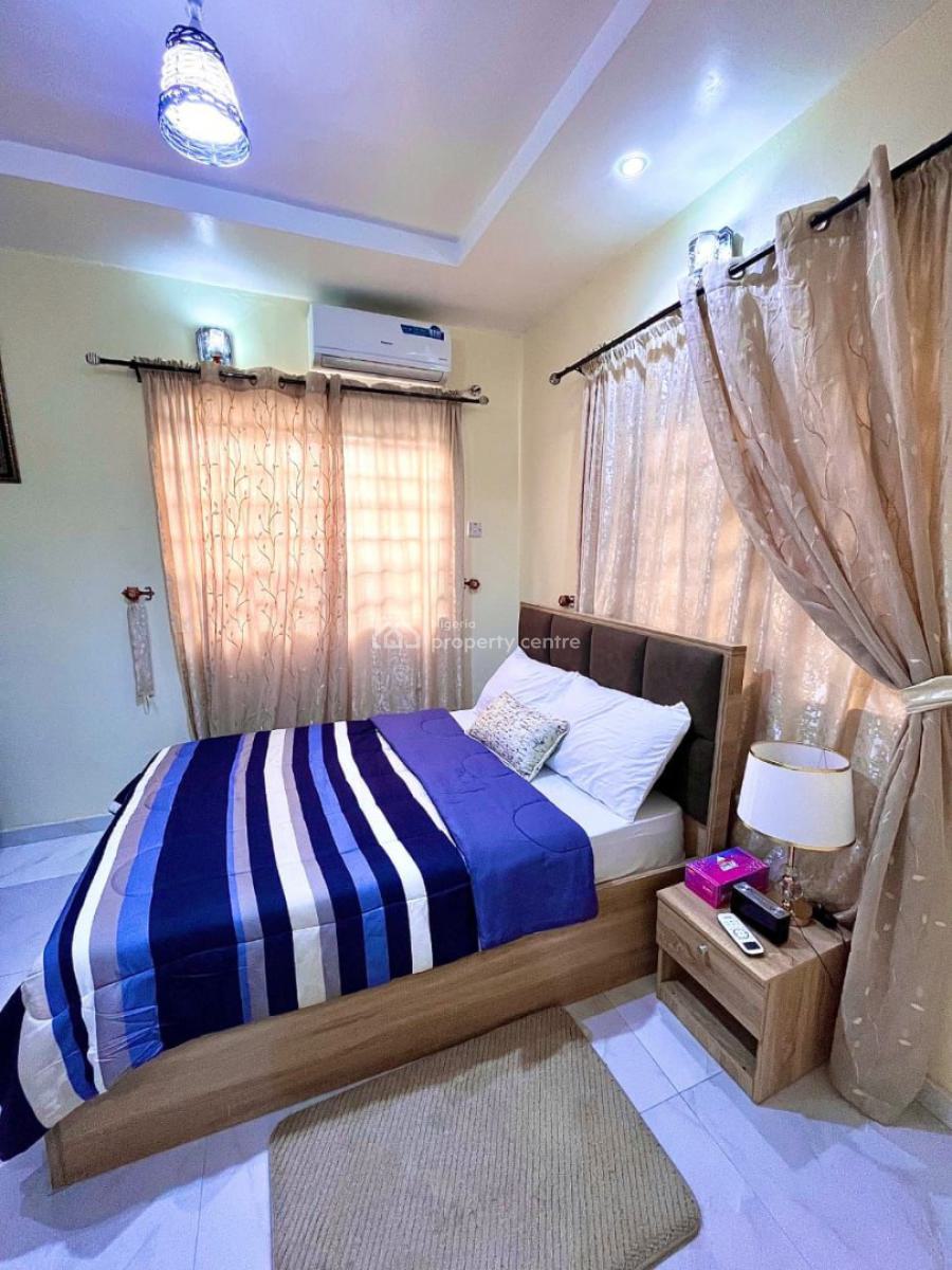 Luxuriously Furnished 2 Bedroom Apartment, Ikeja, Lagos, Flat / Apartment Short Let