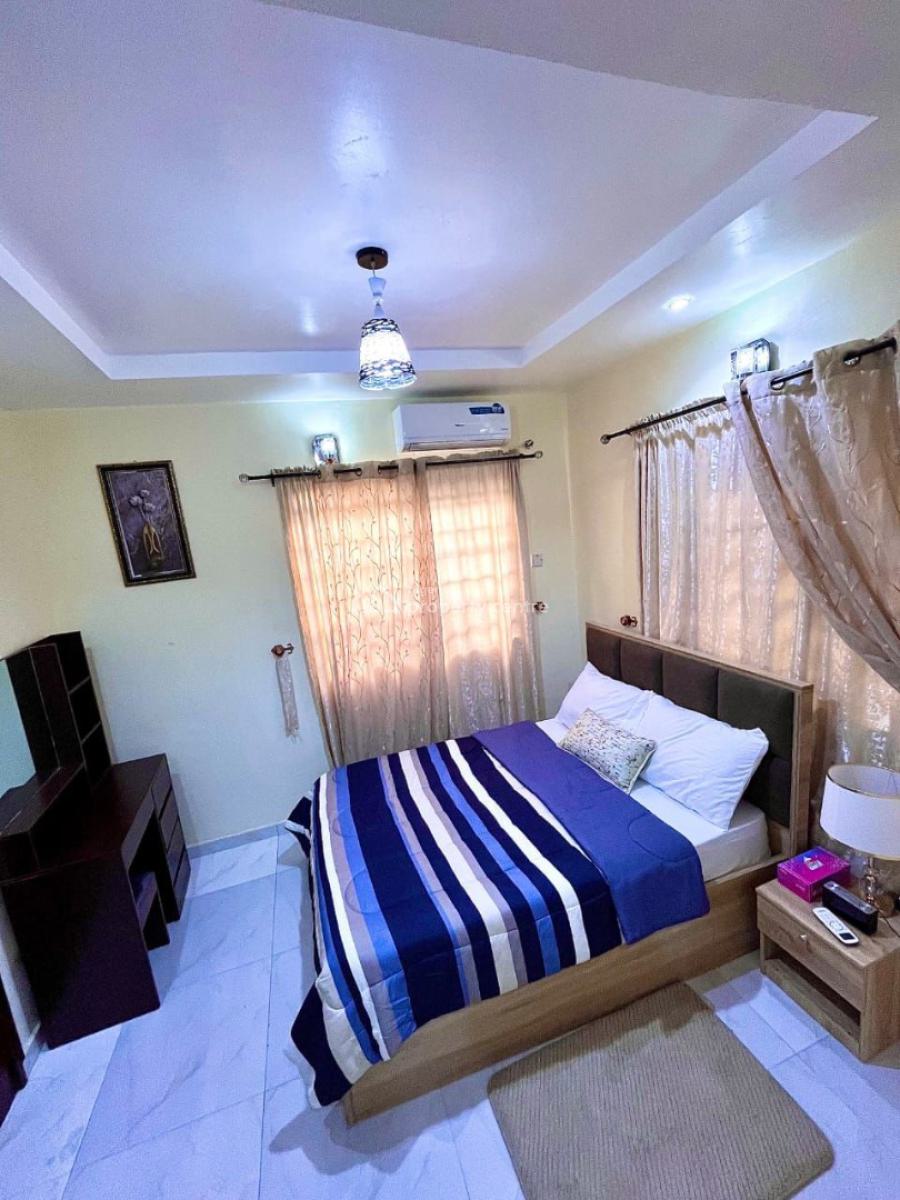 Luxuriously Furnished 2 Bedroom Apartment, Ikeja, Lagos, Flat / Apartment Short Let