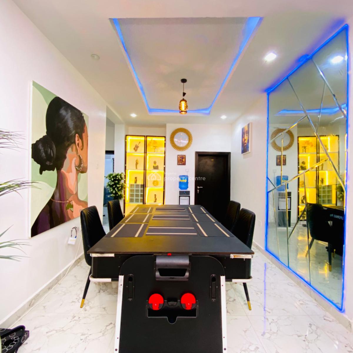 Exquisite 3 Bedroom Apartment with Ps5, Orchid Road, Lekki, Lagos, Flat / Apartment Short Let