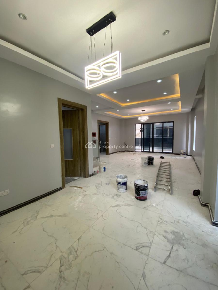 4 Bedrooms Maisonette with Gym and Swimming Pool, Lekki Phase 1, Lekki, Lagos, House for Rent