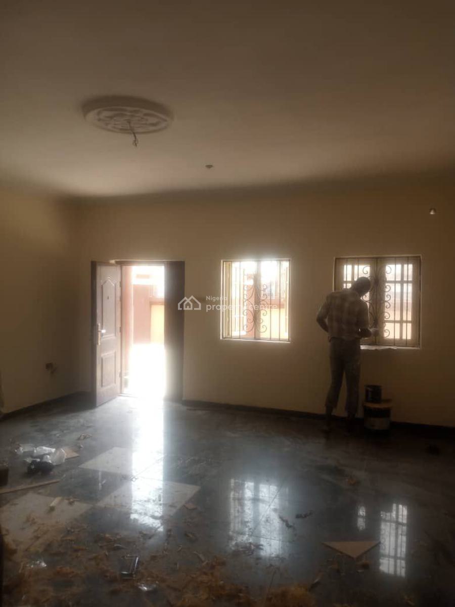 a Standard 3bedroom Apartment, Lekki, Lagos, Flat / Apartment for Rent