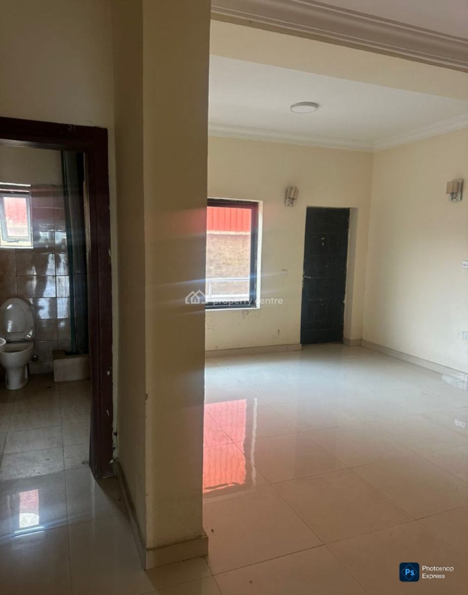 2 Bedroom Spacious Lovely Apartment in a Premium Estate, Vgc, Vgc, Lekki, Lagos, Flat / Apartment for Rent
