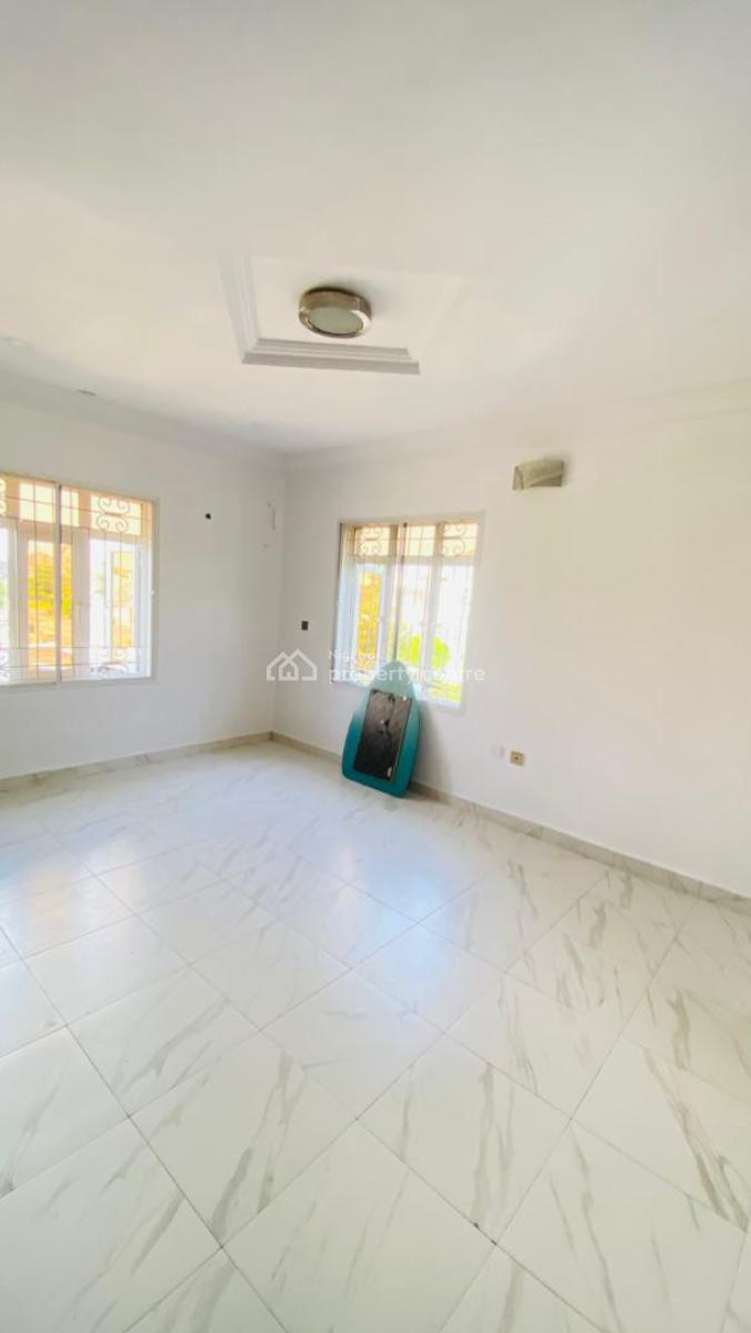 Sharp 4 Bedroom Terrace Duplex, Lekki Phase 1, Lekki Phase 1, Lekki, Lagos, Flat / Apartment for Rent