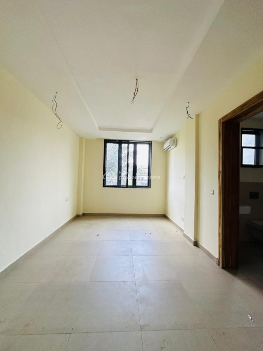 Beautiful 3 Bedroom Apartment with Bq, Gym and Swimming Pool, Lekki Phase 1, Lekki, Lagos, Flat / Apartment for Rent