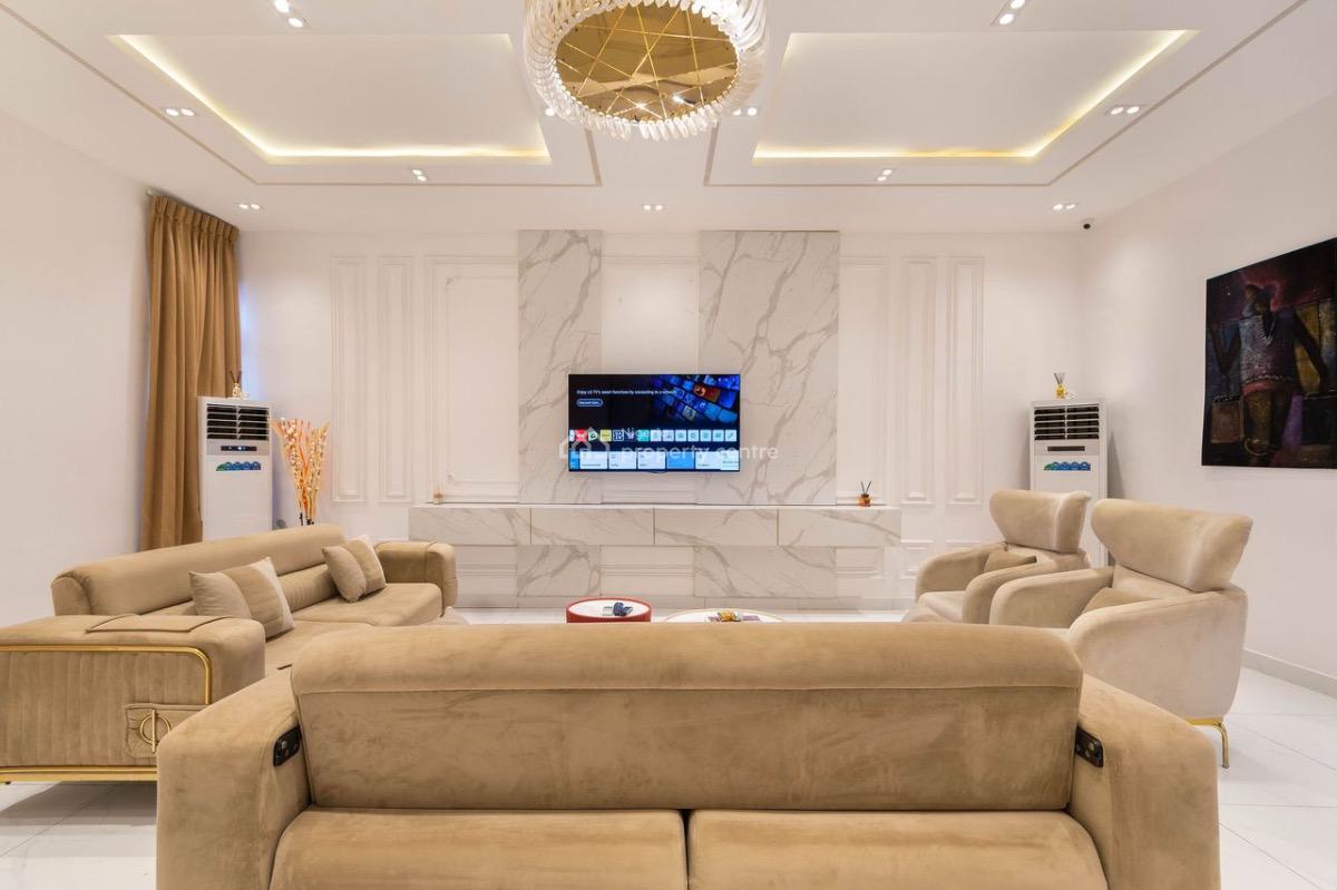 Robin -a Brand New Luxury 2bedroom Apartment with Swimming Pool,ps5, E, Lekki Phase 1, Lekki, Lagos, Flat / Apartment Short Let