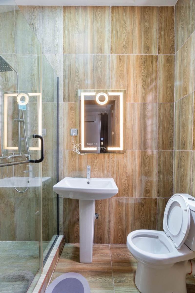 Robin -a Brand New Luxury 2bedroom Apartment with Swimming Pool,ps5, E, Lekki Phase 1, Lekki, Lagos, Flat / Apartment Short Let