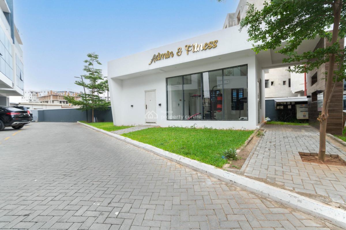 Brand New Luxury 3/4bedroom Duplex with Gym/pool/balcony/ps5, Lekki Phase 1, Lekki, Lagos, Flat / Apartment Short Let