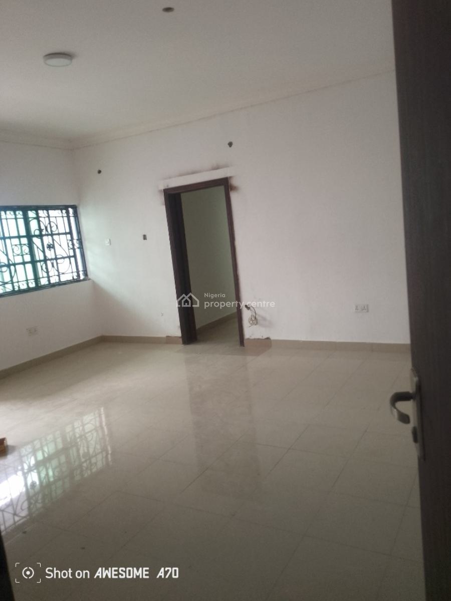 Massive 1bedroom with Guest Toilet, Chevy View Estate. Chevron, Lekki, Lagos, Mini Flat (room and Parlour) for Rent