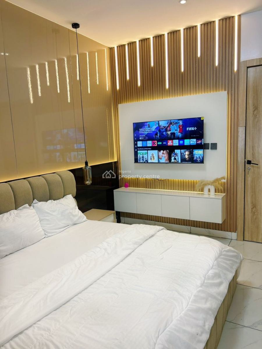 Cute 🥰luxury 2 Bedroom Apartment with Ps5 ,smart Lock and Fully Equip, Lekki Phase 1, Lekki, Lagos, Flat / Apartment Short Let