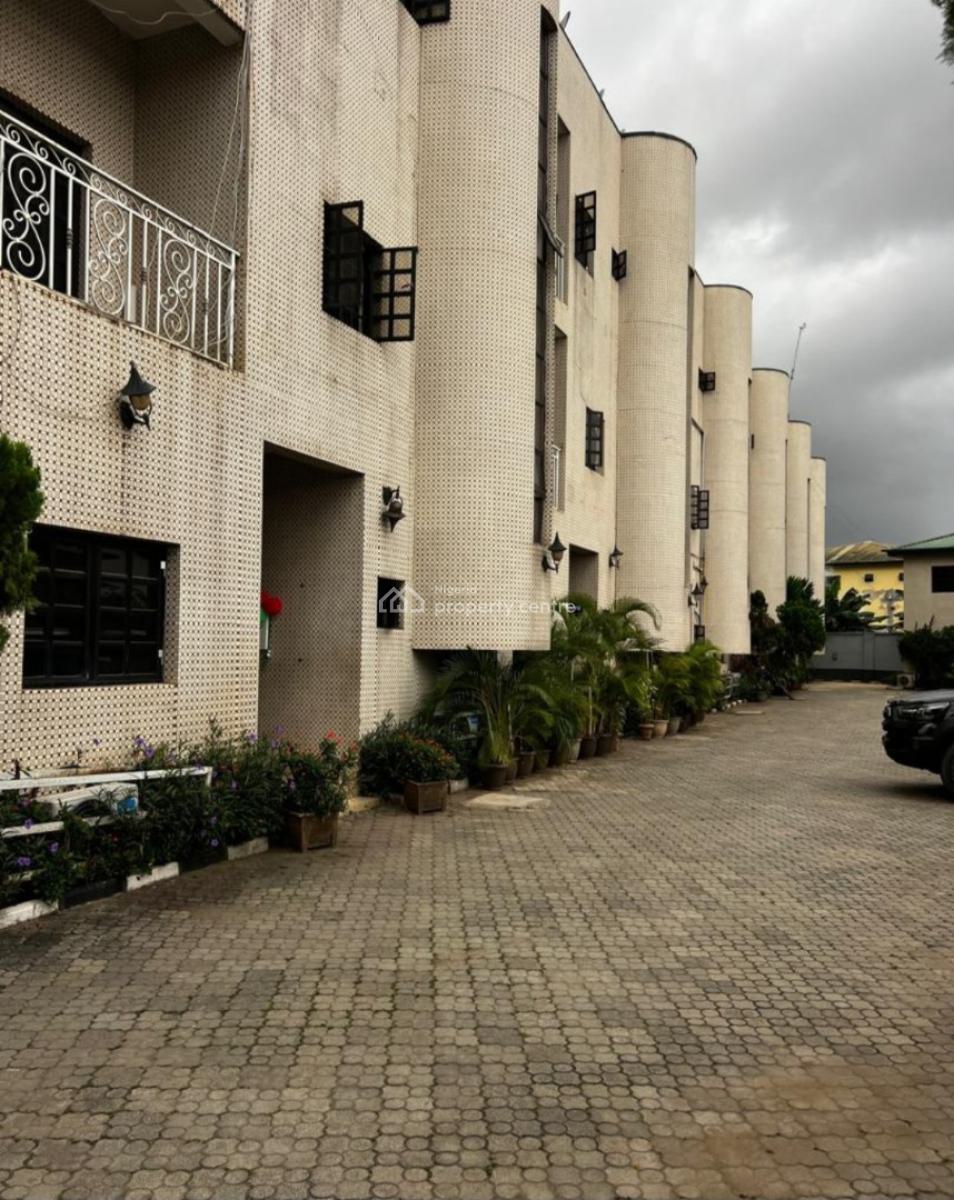 5 Bedrooms Terrace Duplex for Coperate Office, Ikeja Gra, Ikeja, Lagos, Office Space for Rent