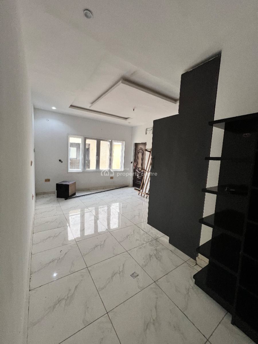 a Well Built 2bedroom Apartment, Pepperoni Abraham Adesunya Ajah, Lekki Phase 2, Lekki, Lagos, Flat / Apartment for Rent