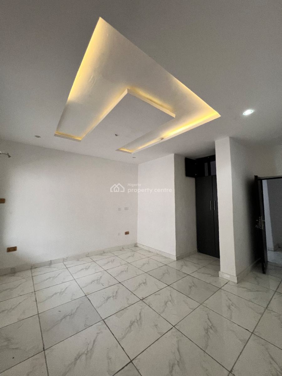 a Well Built 2bedroom Apartment, Pepperoni Abraham Adesunya Ajah, Lekki Phase 2, Lekki, Lagos, Flat / Apartment for Rent