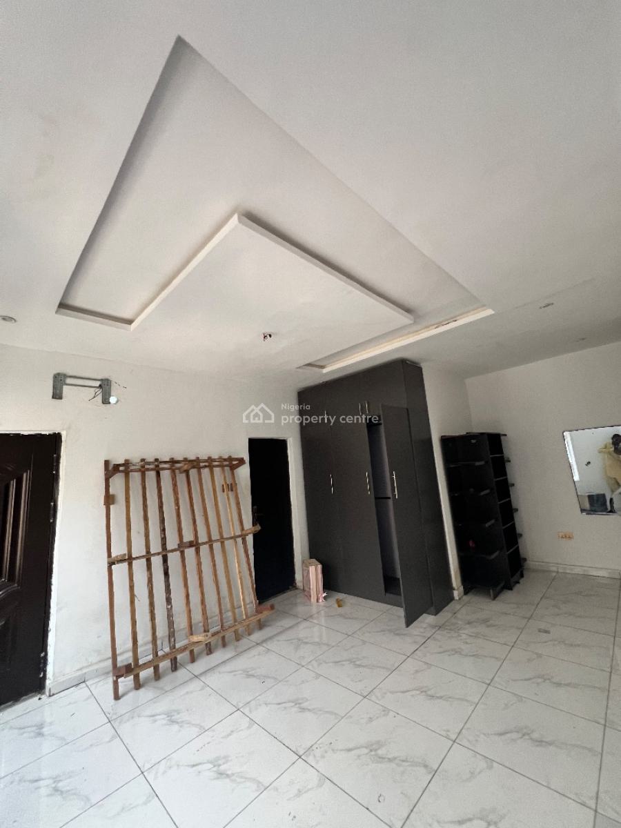 a Well Built 2bedroom Apartment, Pepperoni Abraham Adesunya Ajah, Lekki Phase 2, Lekki, Lagos, Flat / Apartment for Rent