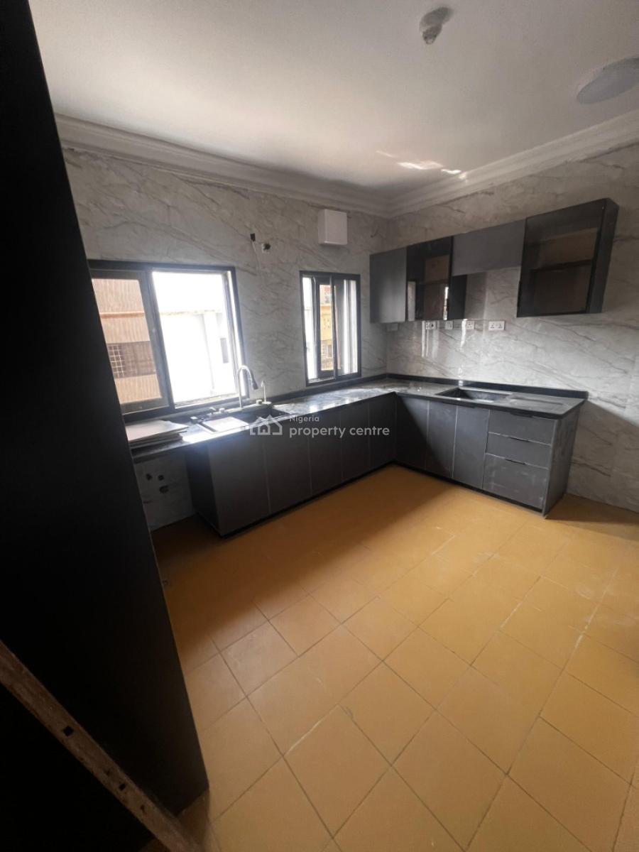 3 Bedroom Finished Apartment Available, Lekki Phase 1, Lekki, Lagos, Flat / Apartment for Rent