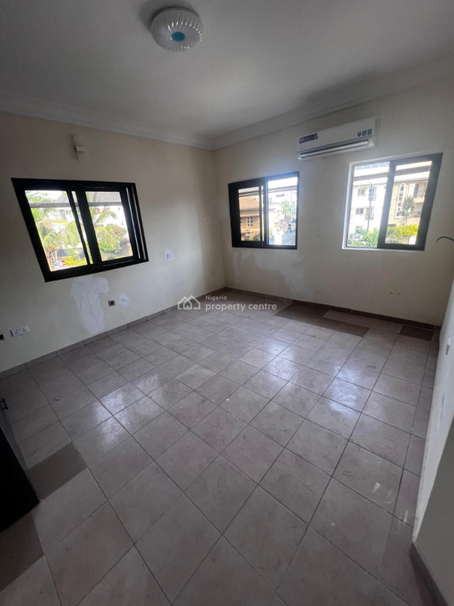 3 Bedroom Finished Apartment Available, Lekki Phase 1, Lekki, Lagos, Flat / Apartment for Rent